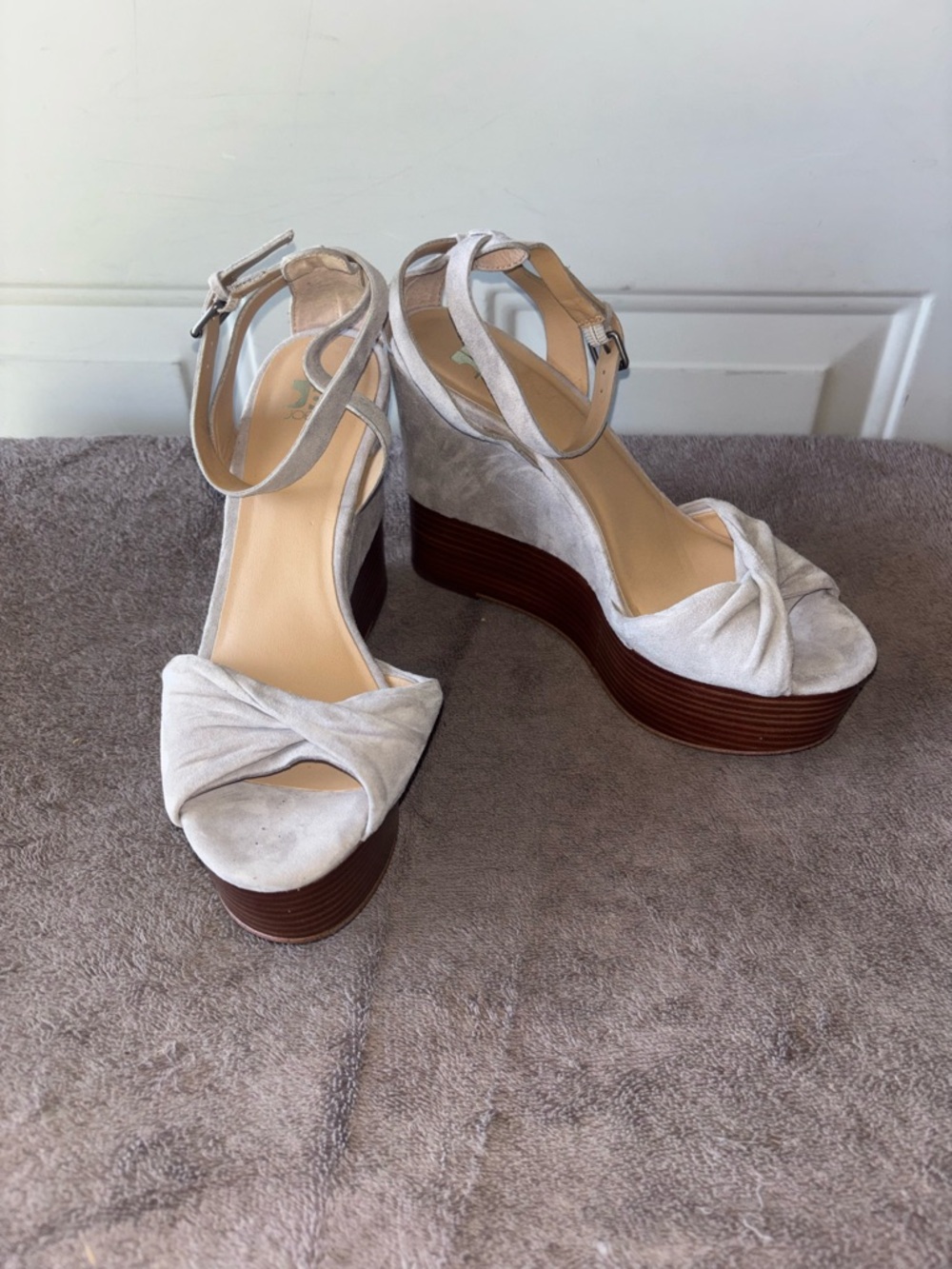 Joe’s Jeans suede Vassar wedge heel platform sandals size 8